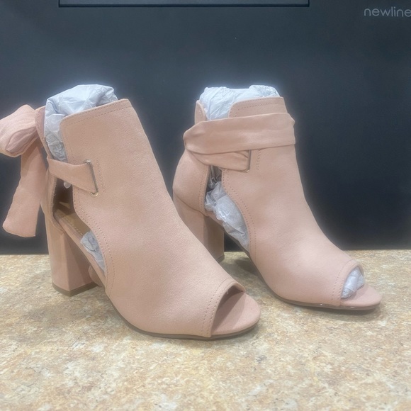 Pink Peep Toe Suede Booties 5.5 NIB - Picture 2 of 11